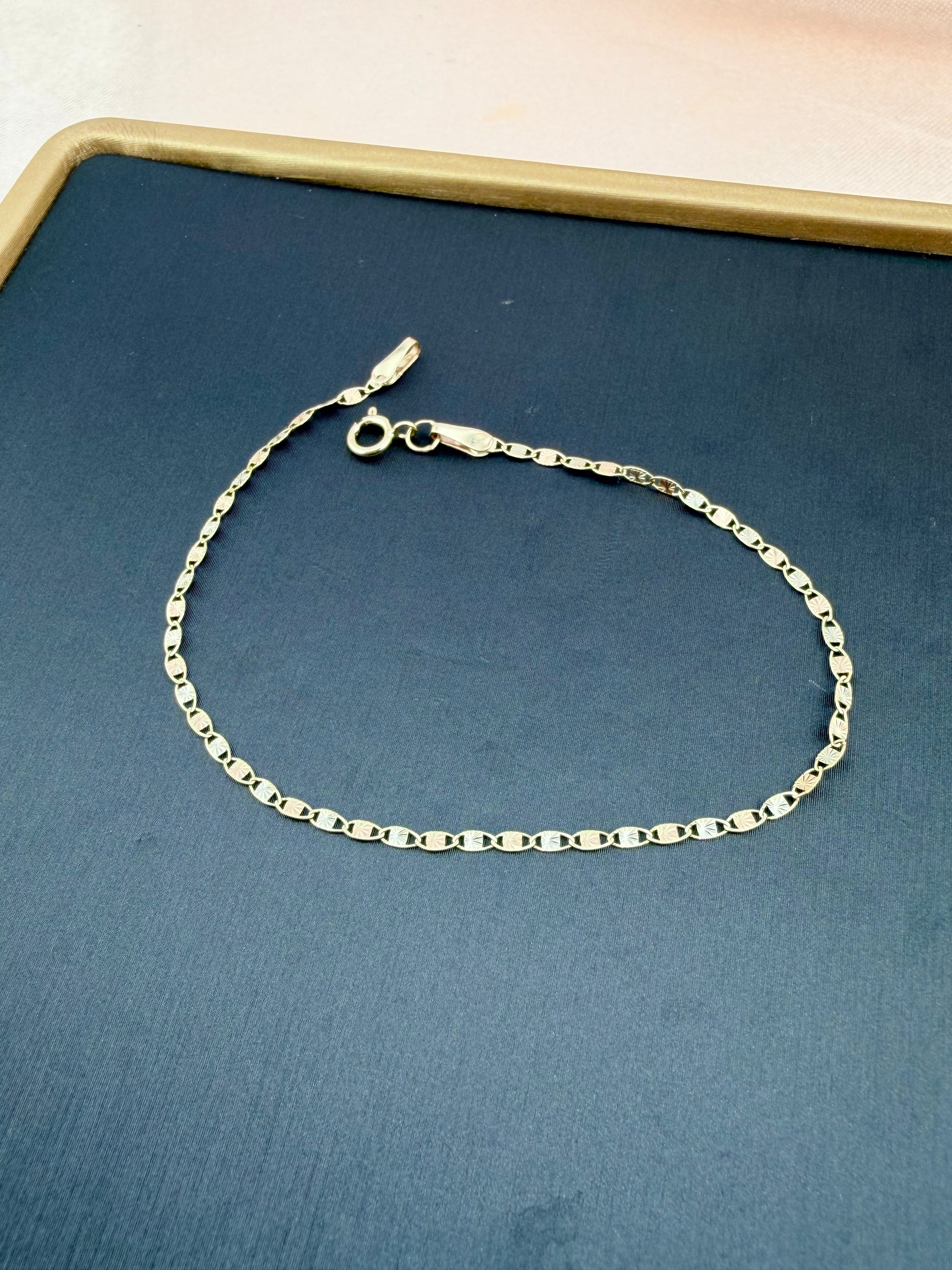 10K Solid Gold Delicate Bracelet – 3 Tone Diamond-Cut Chain, 7” | pulsera de oro 10k